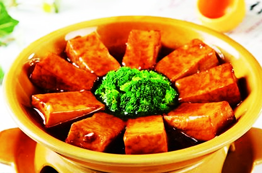 红烧豆腐夹肉虾.jpg